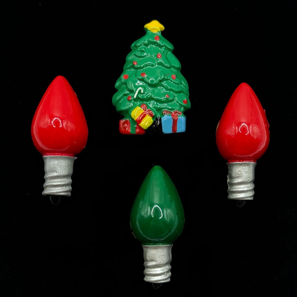 VINTAGE Christmas Button Covers Set